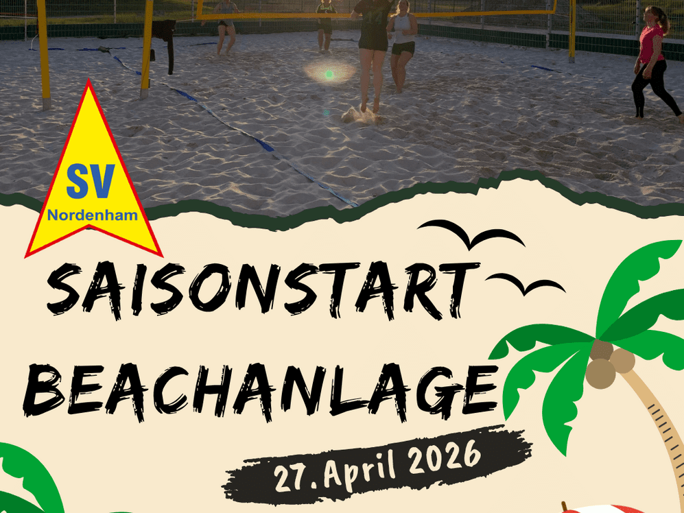 Plakat für den Saisonstart Beachvolleyball. Sandplatz mit Volleyballnetz und mehreren spielenden Personen bei Sonnenuntergang über Bäumen